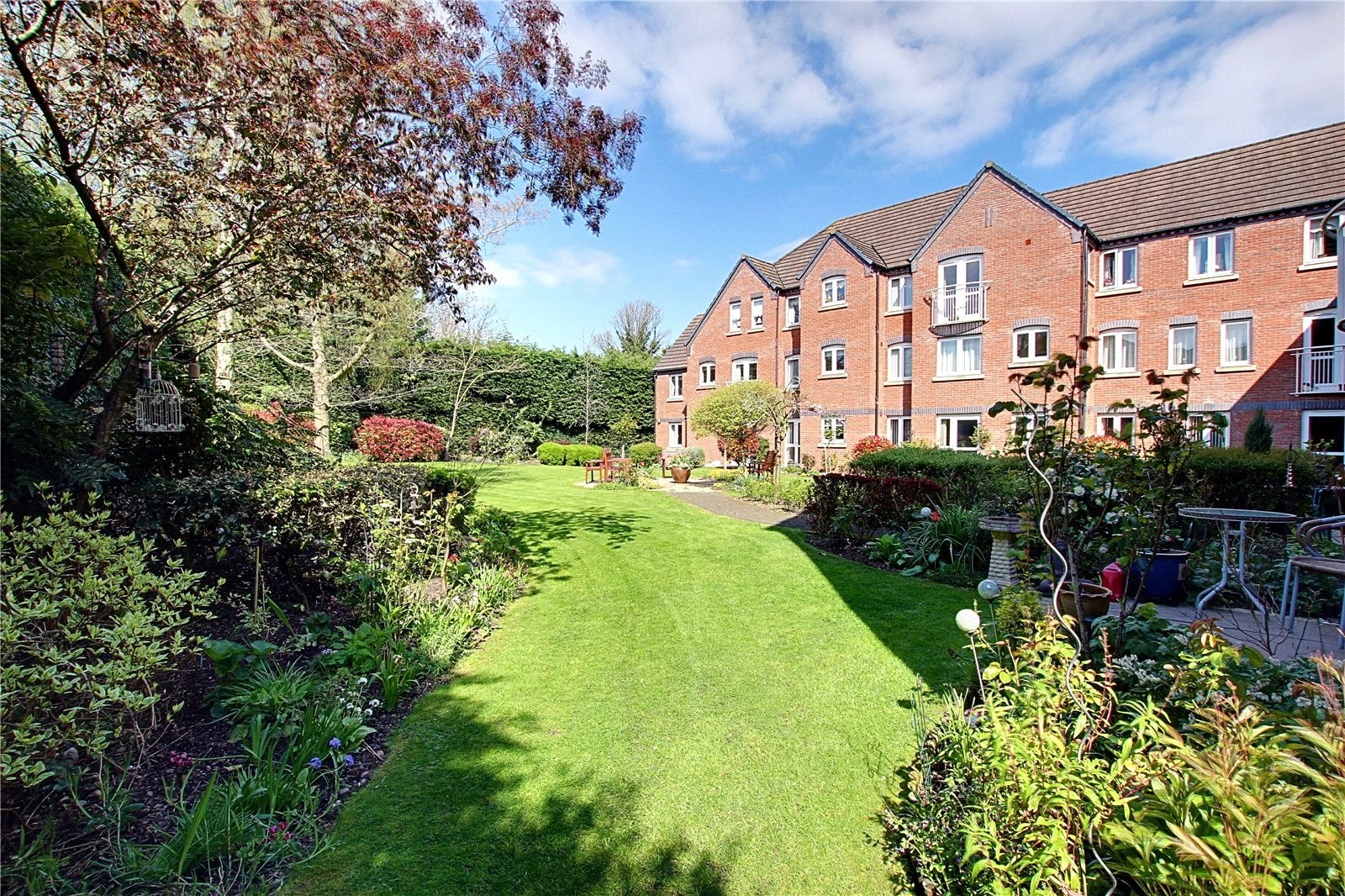 Tower Hill, Droitwich, Worcestershire image 9