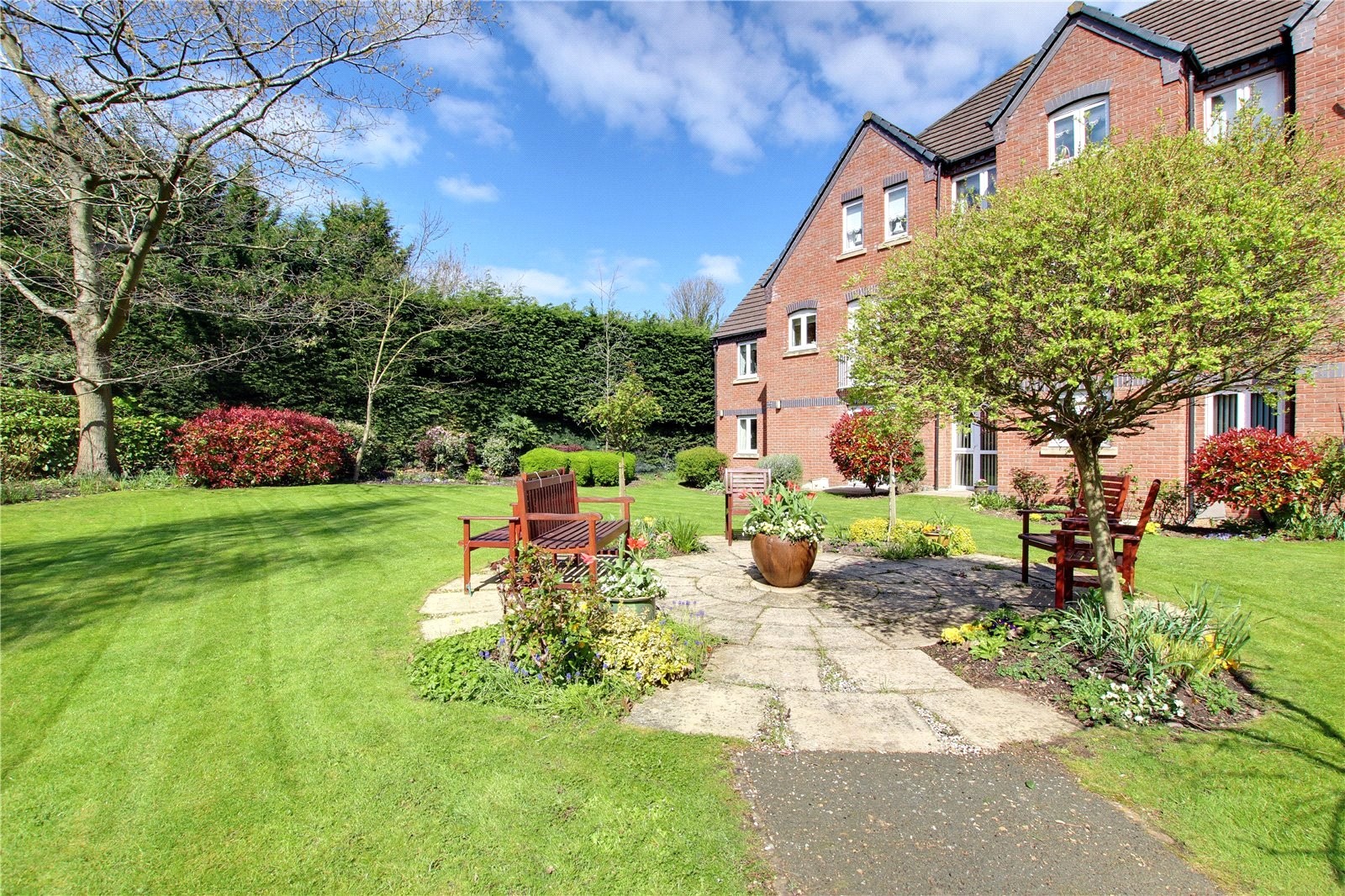 Tower Hill, Droitwich, Worcestershire image 10