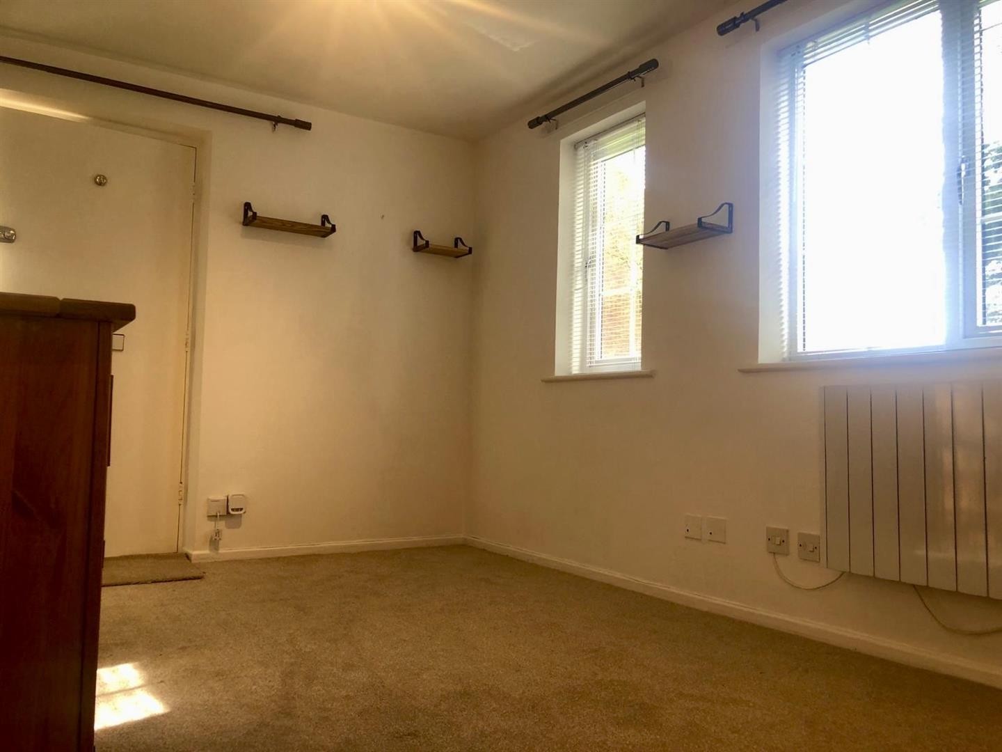 Ebourne Close, Kenilworth image 3