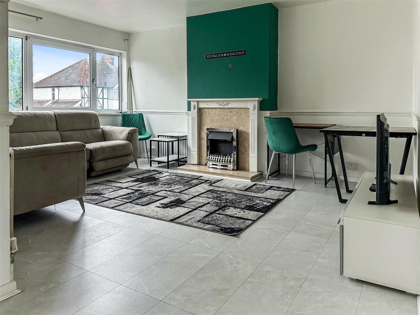 Loudon Avenue, Coundon, Coventry * VACANT & NO UPWARD CHAIN * image 4