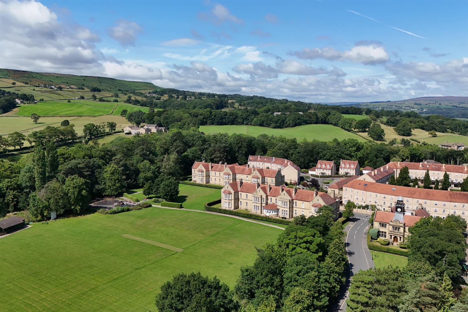 Jill Kilner Drive, Burley In Wharfedale, Ilkley image 24