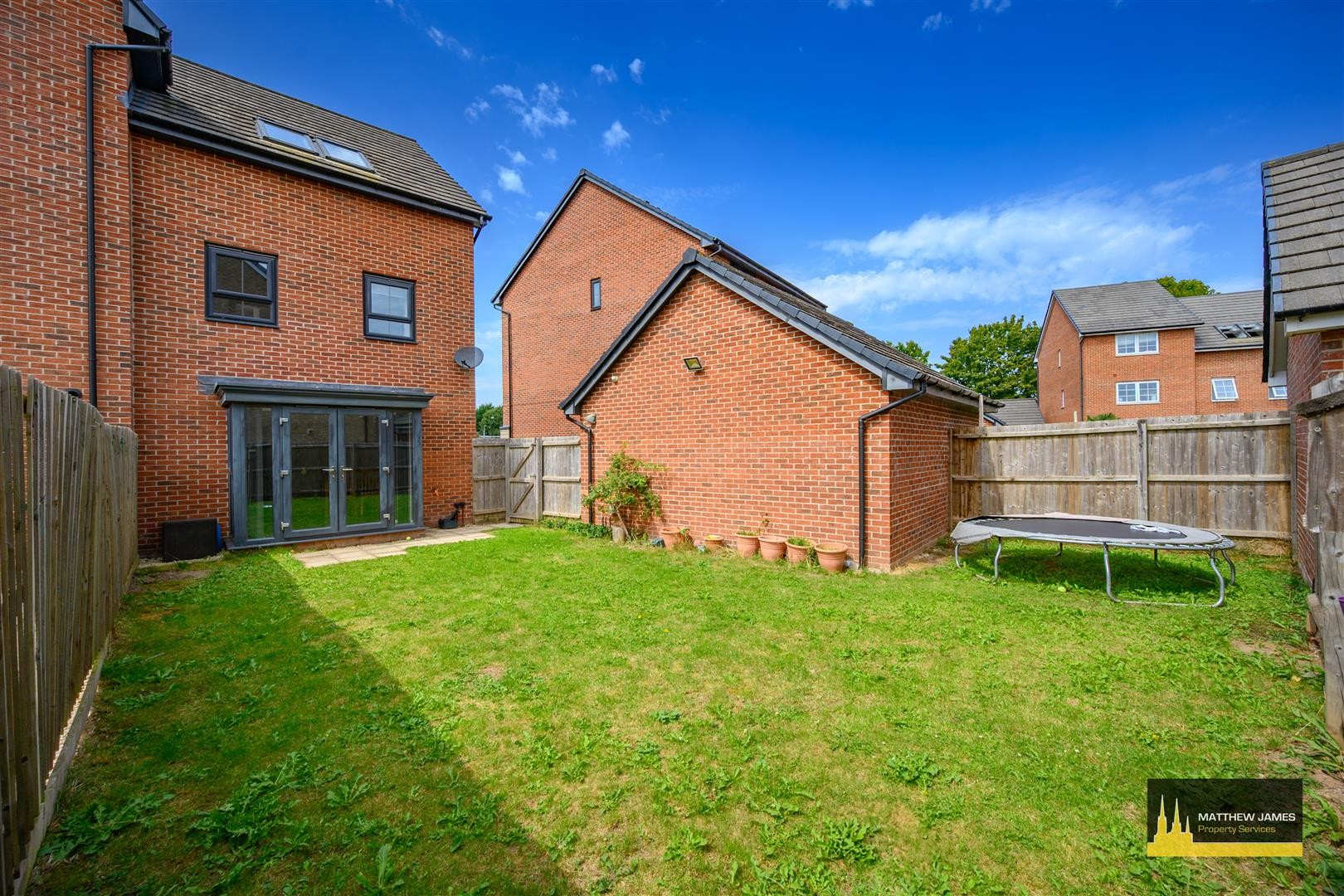 Turnstone View, Canley, Coventry - * NO UPWARD CHAIN * image 9