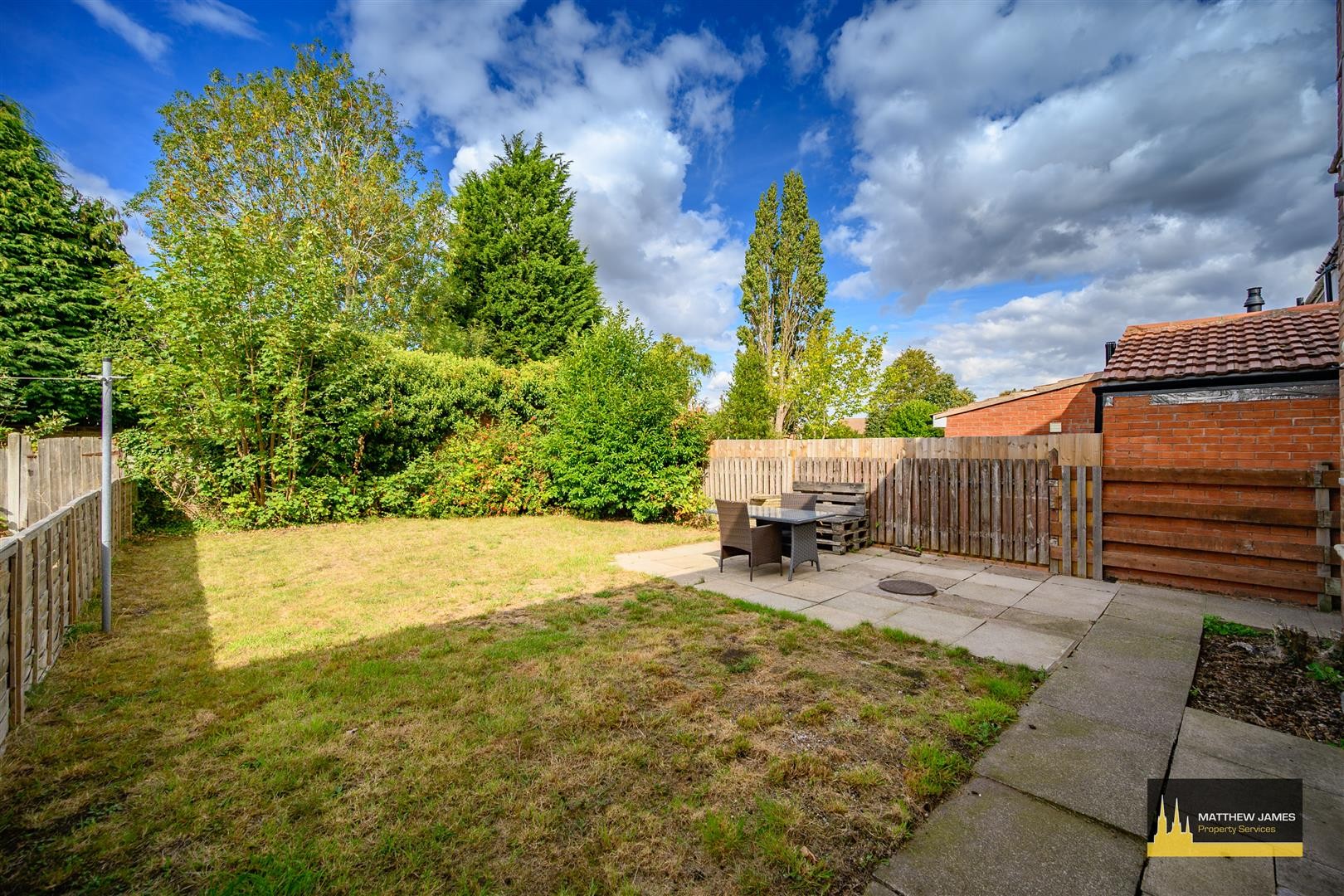 Nunts Lane, Holbrooks, Coventry *Vacant & No Chain* image 2