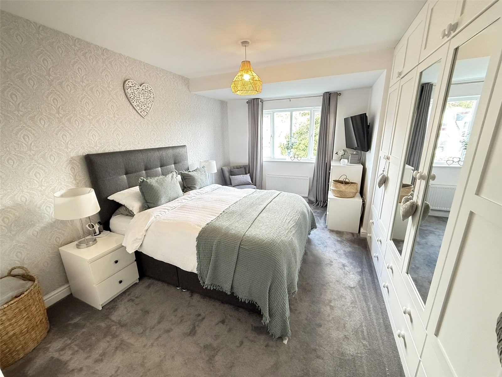 Austen Close, Par image 11