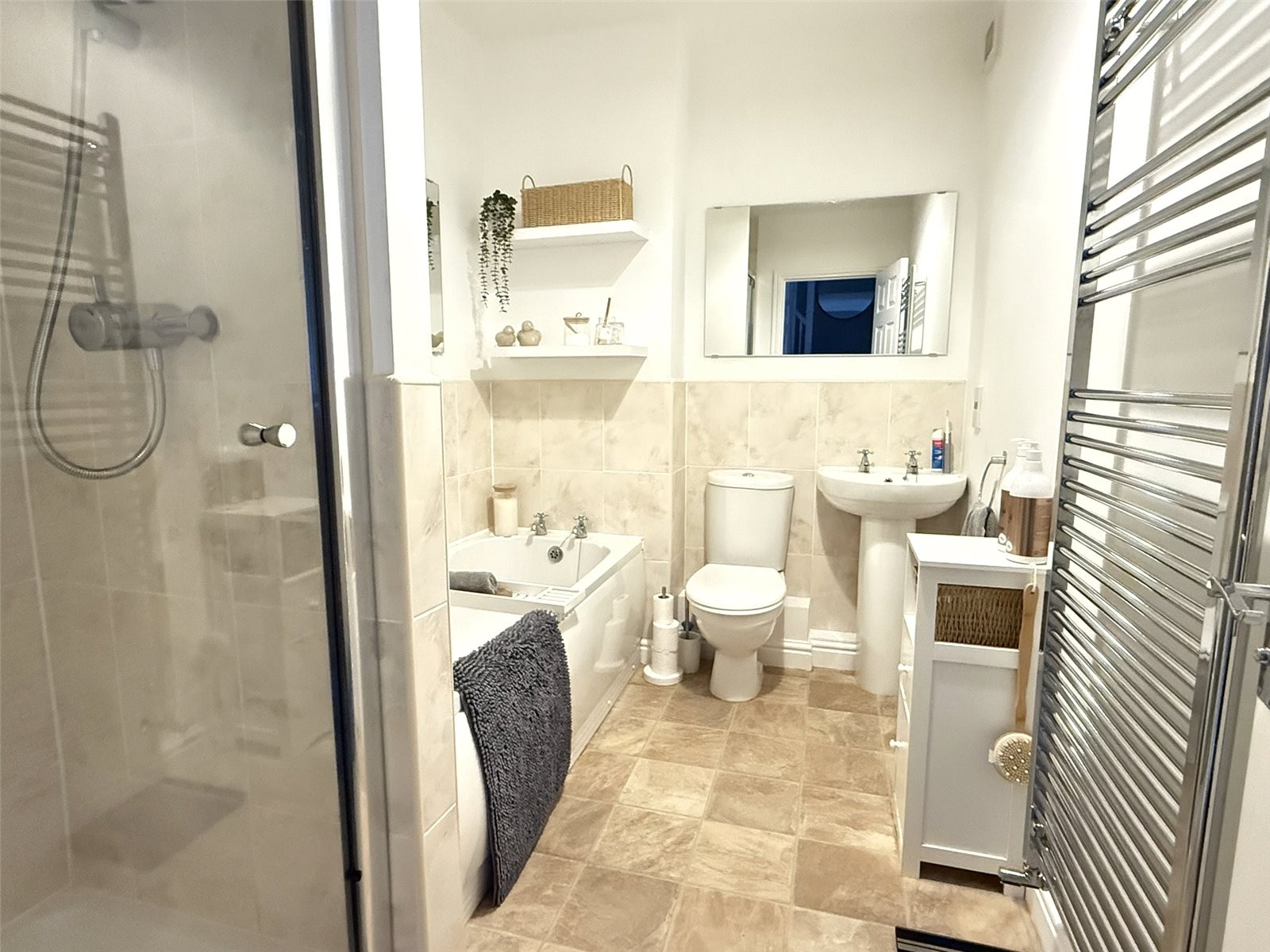 Austen Close, Par image 18