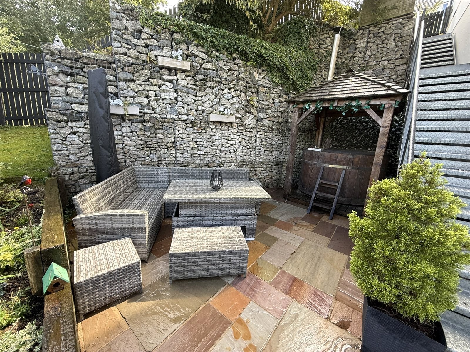 Austen Close, Par image 20