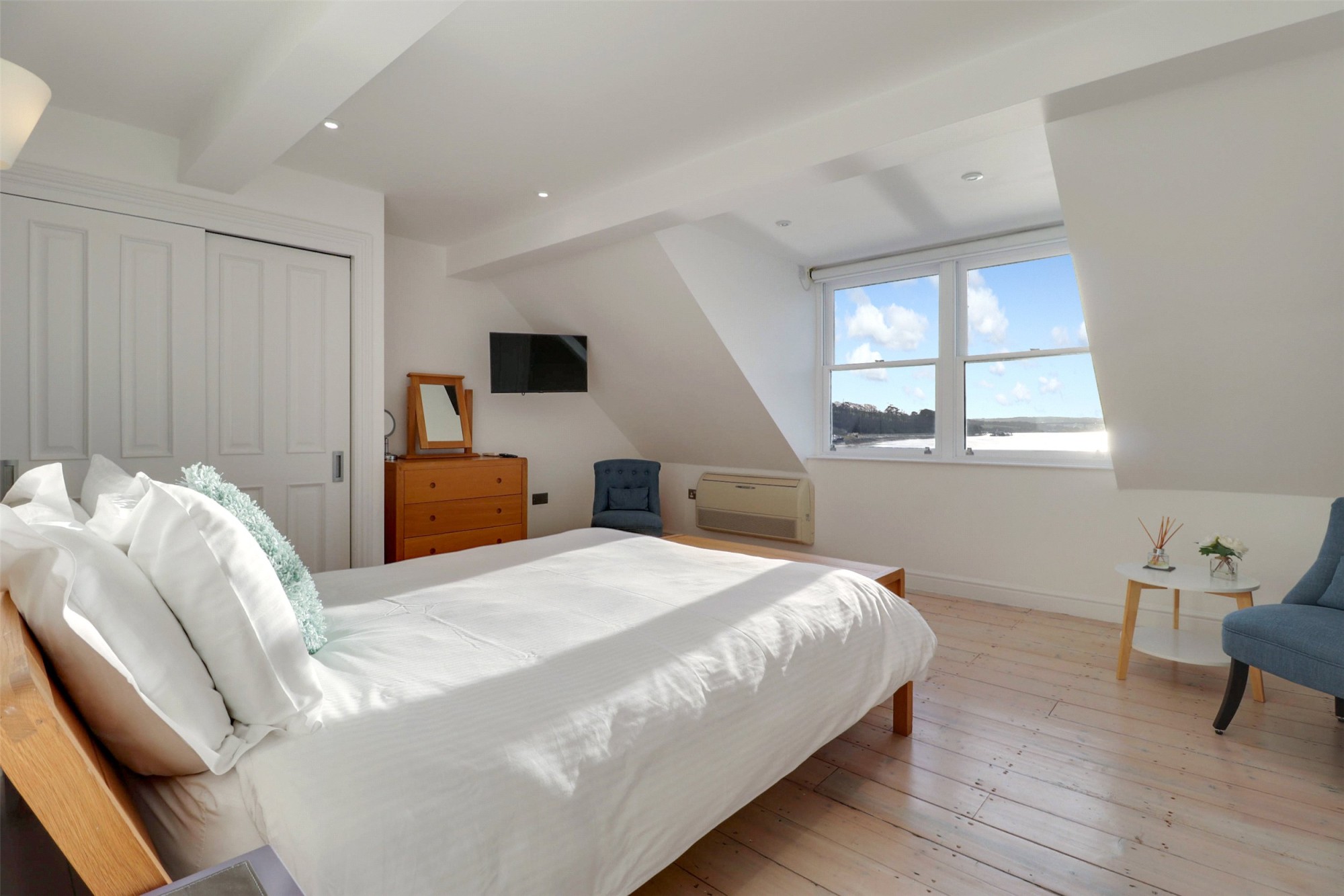 Instow, Bideford, Devon image 18