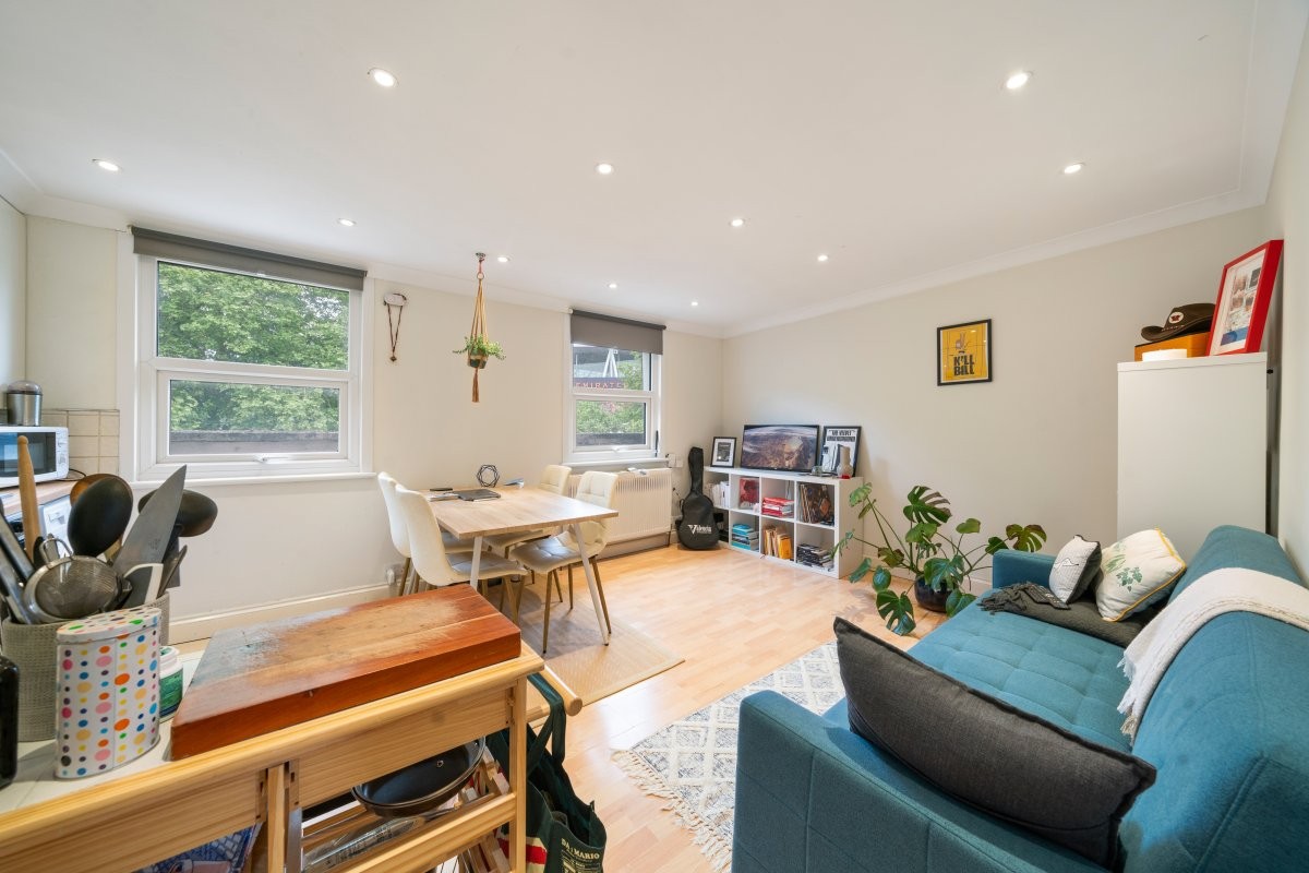 Hornsey road, Holloway image 1