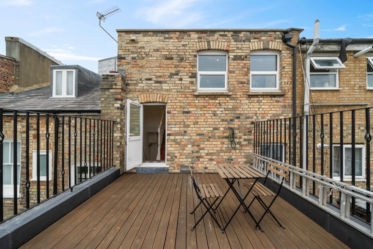 Hornsey road, Holloway image 11