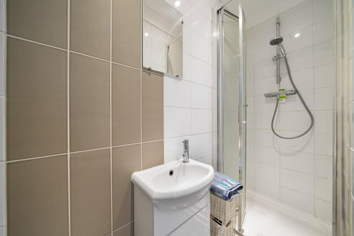 Hornsey road, Holloway image 6