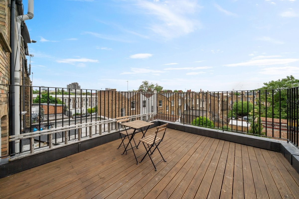 Hornsey road, Holloway image 10