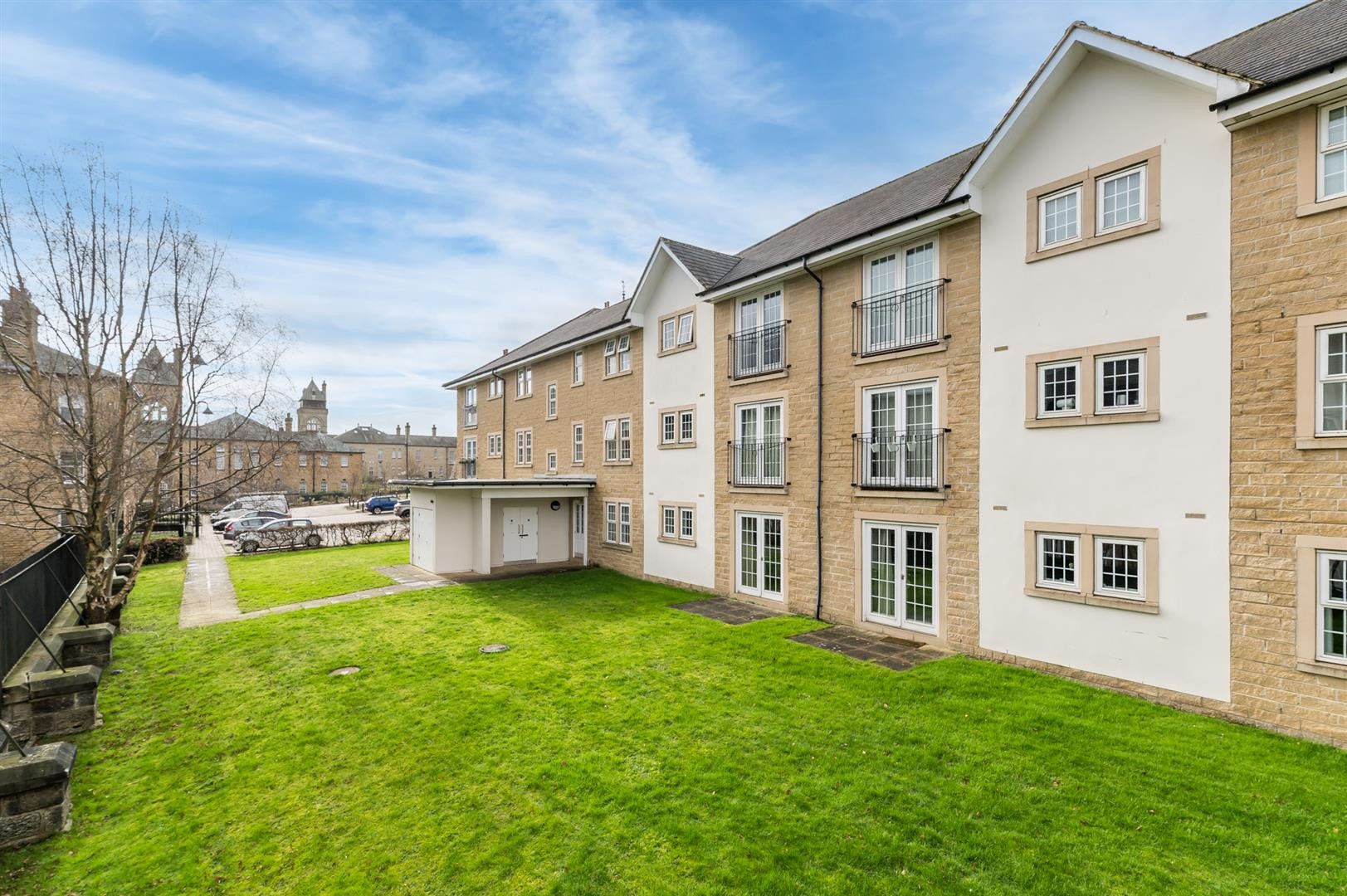 Escroft Court, Menston, image 17