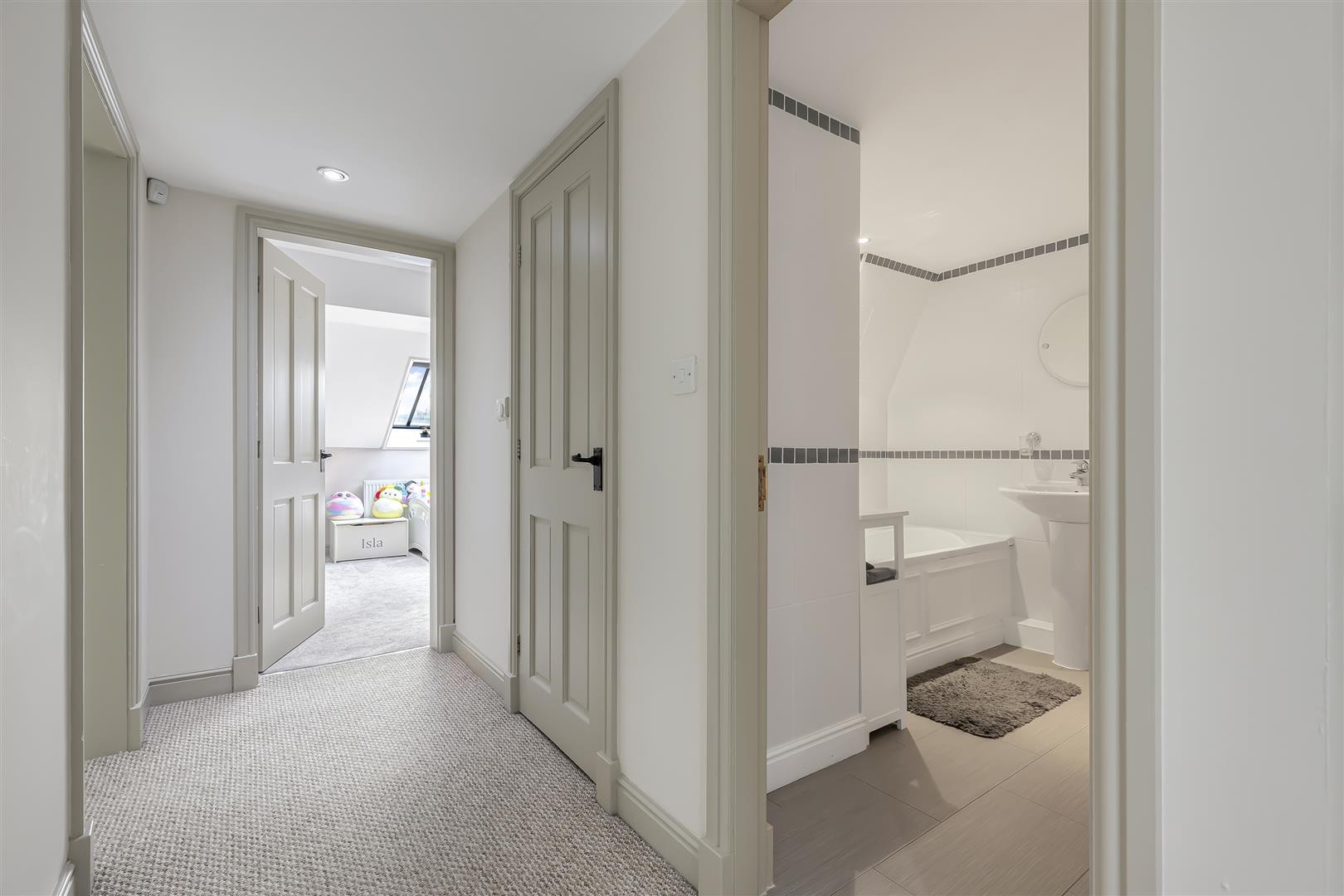 Home Farm Mews, Menston image 25