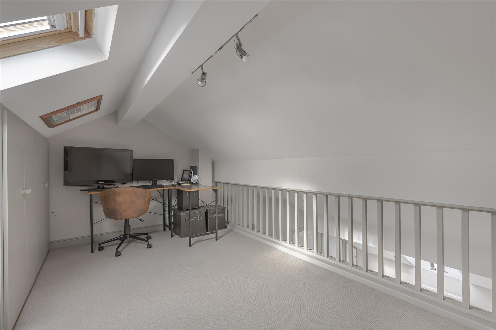 Home Farm Mews, Menston image 34