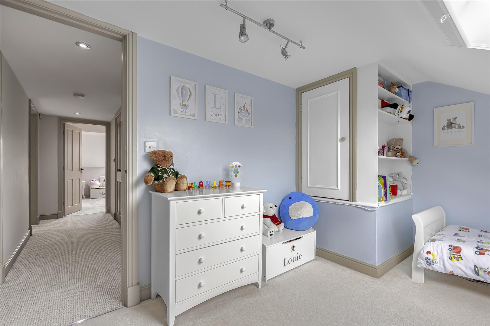 Home Farm Mews, Menston image 39