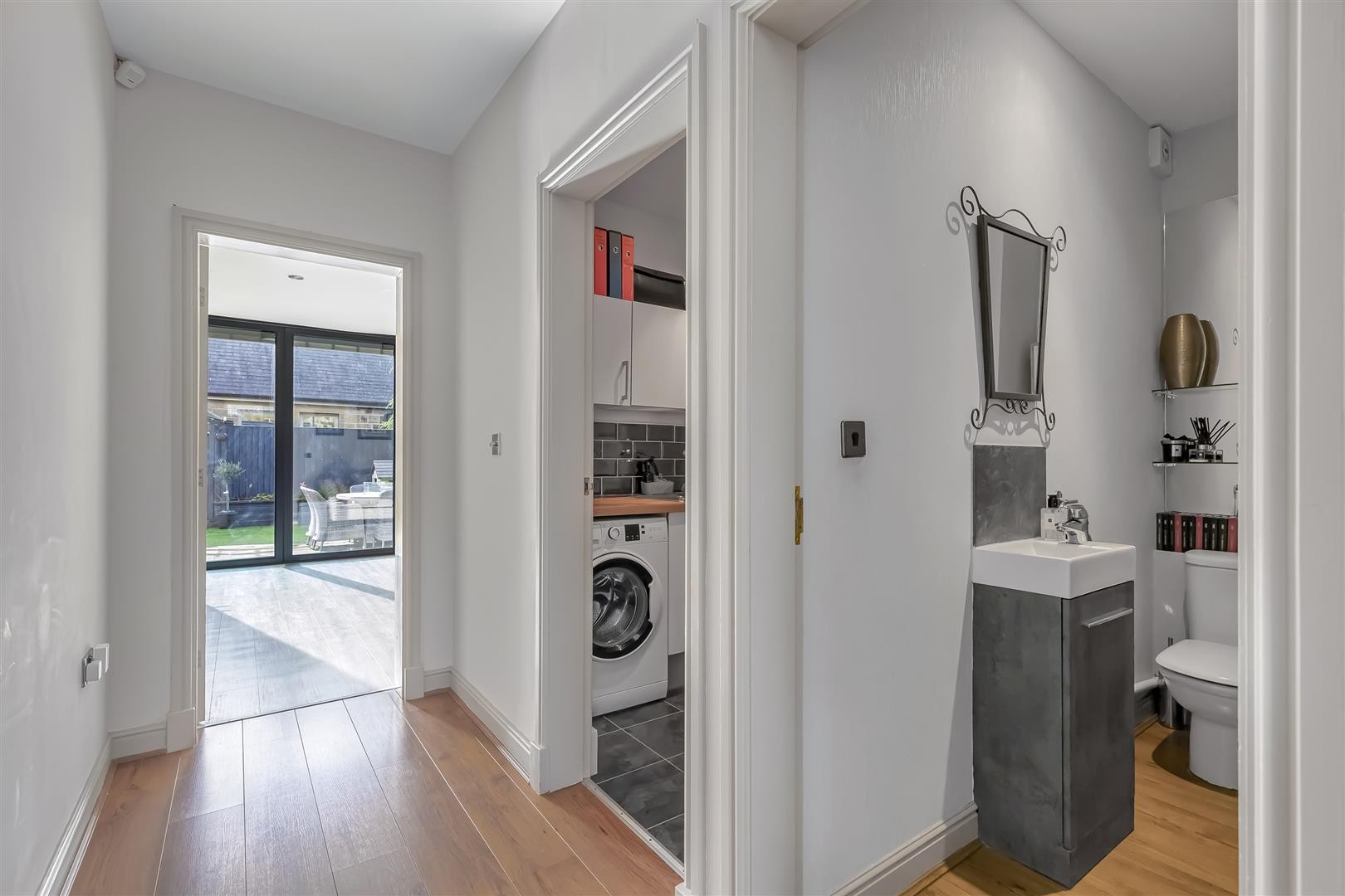 Home Farm Mews, Menston image 9