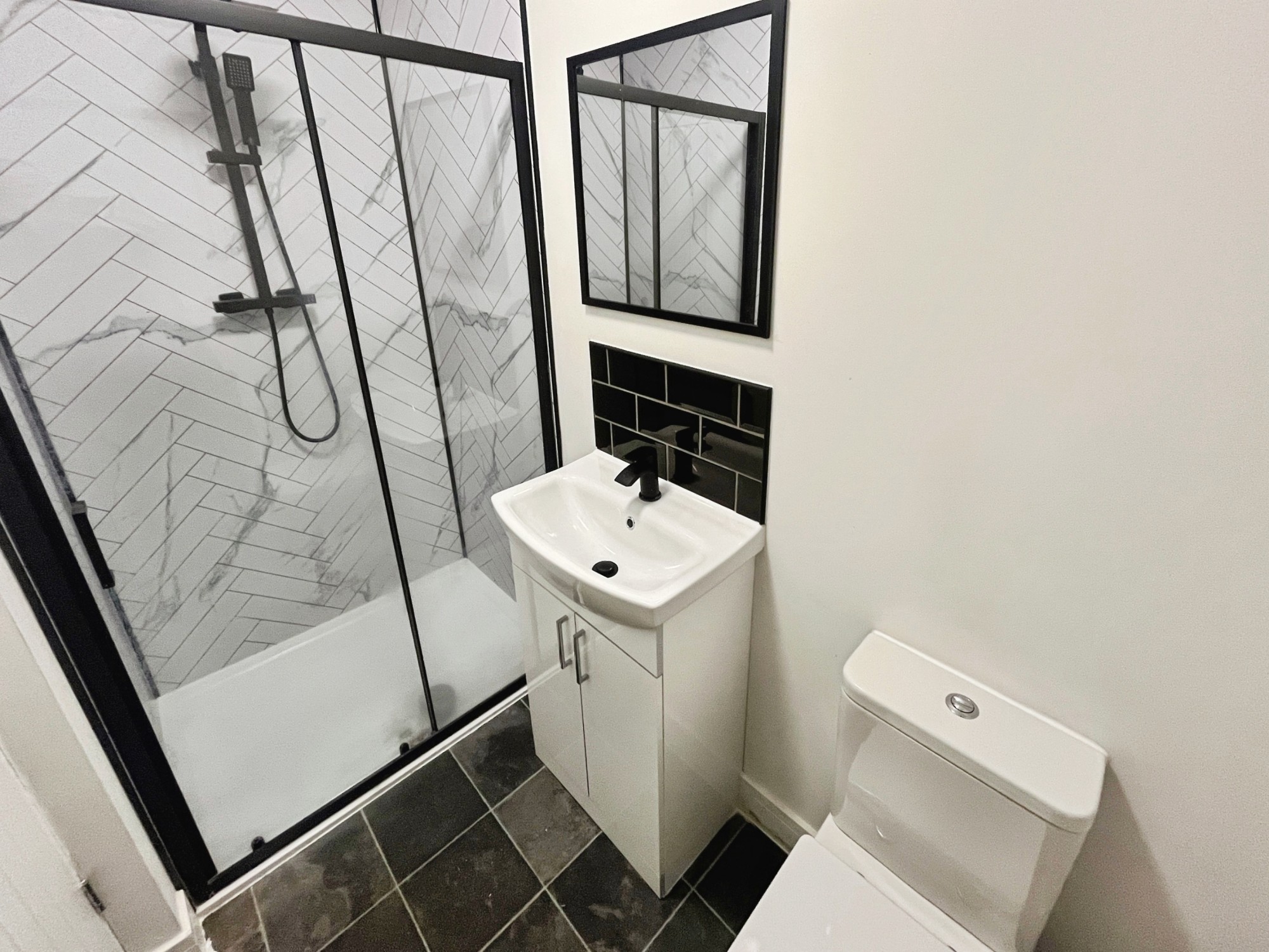 Park Road, Springfield, Wigan, WN6 image 4