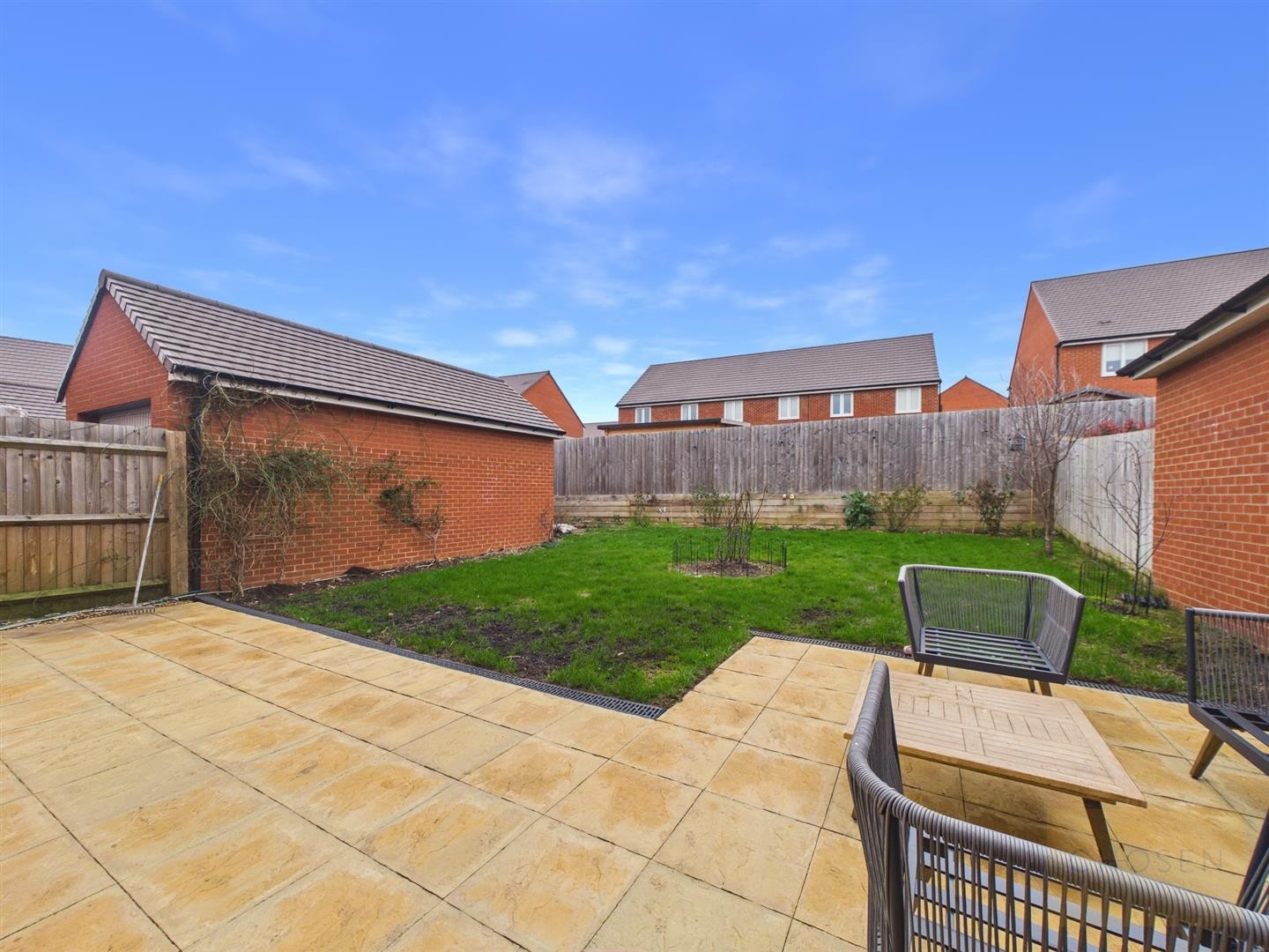 Springmead Avenue, Brockworth, Gloucester image 17