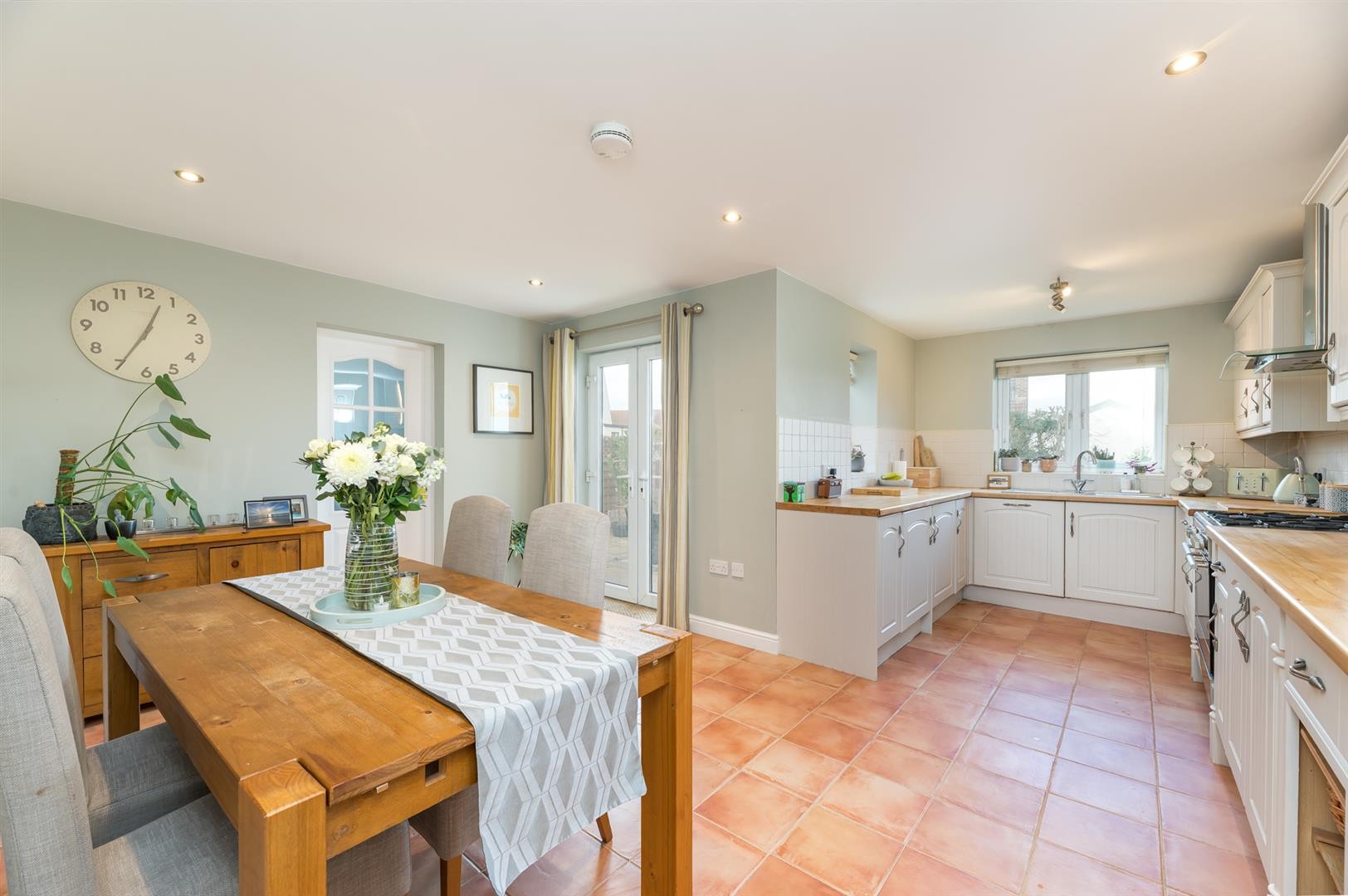 Hill Crescent, Burley In Wharfedale, Ilkley image 3