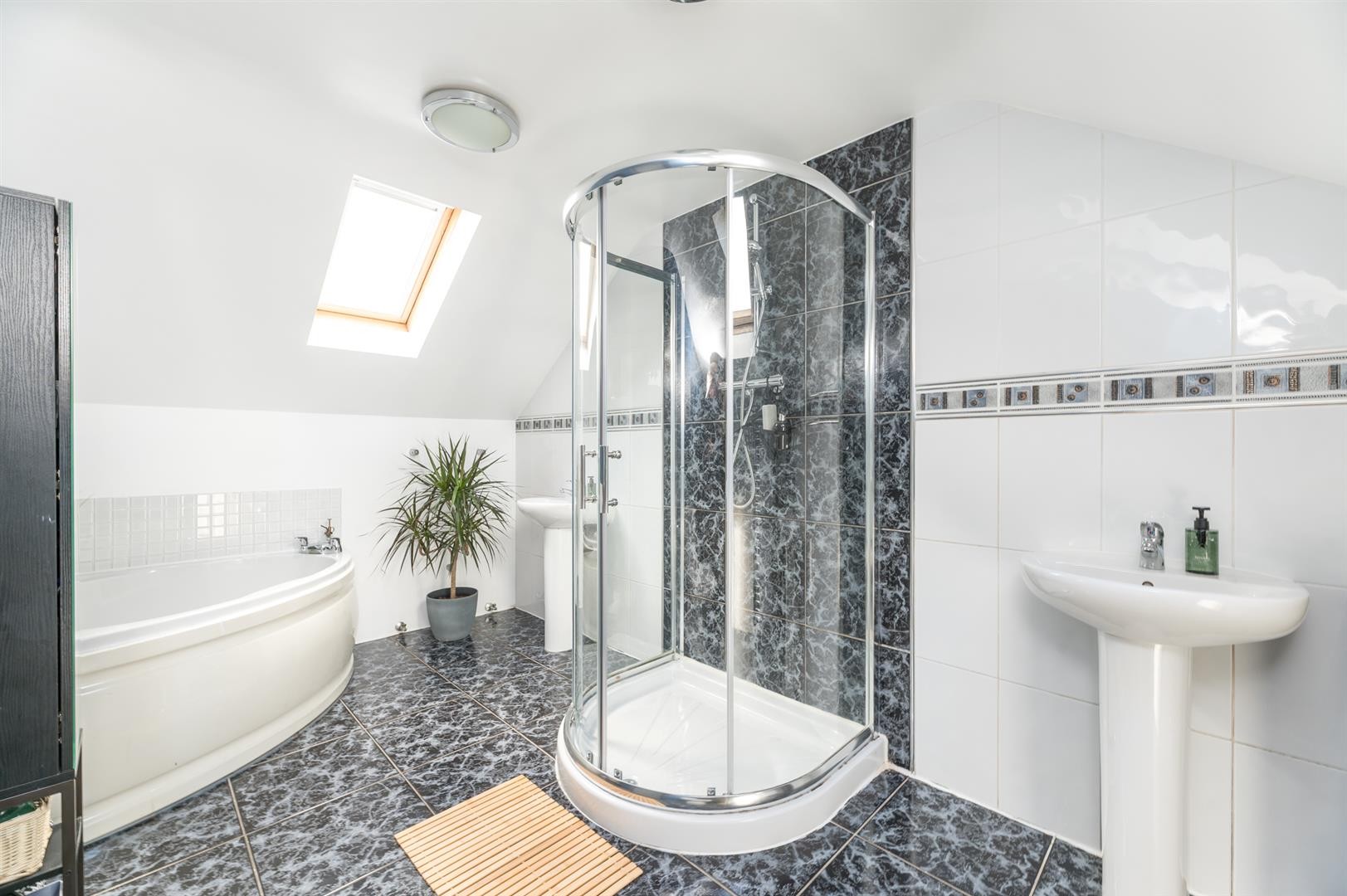 Hill Crescent, Burley In Wharfedale, Ilkley image 28