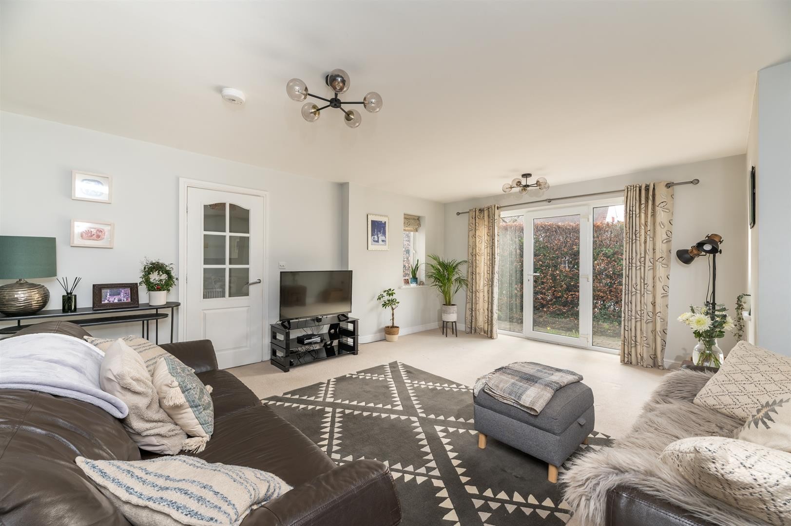 Hill Crescent, Burley In Wharfedale, Ilkley image 4