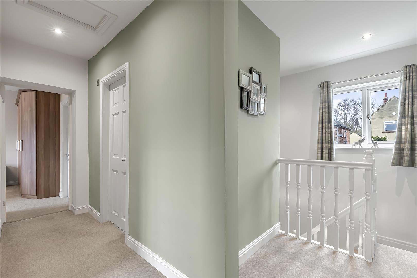 Shaw Lane Gardens, Guiseley image 19