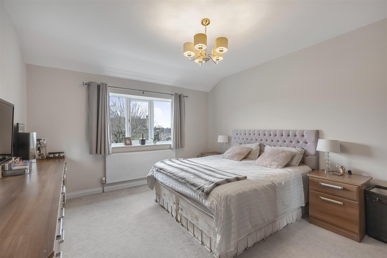 Shaw Lane Gardens, Guiseley image 21