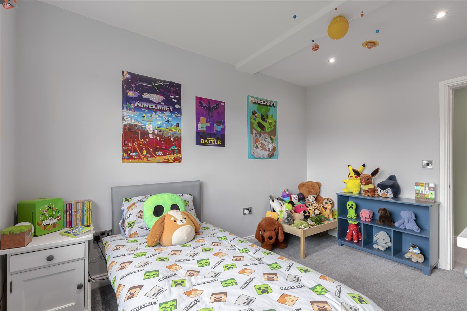 Shaw Lane Gardens, Guiseley image 24