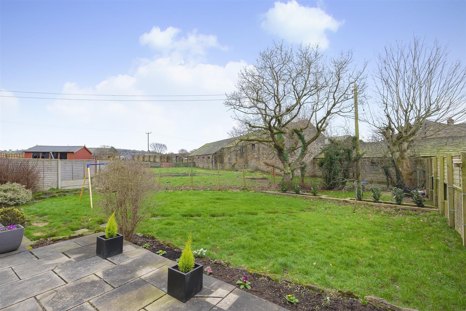 Shaw Lane Gardens, Guiseley image 28