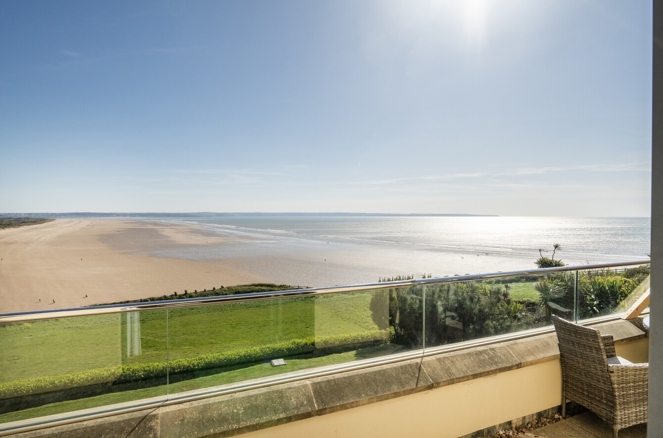 Saunton, Braunton, Devon image 16