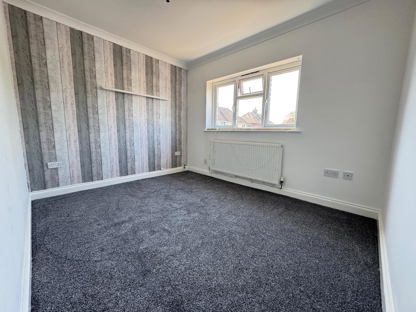 NO CHAIN - Shakespeare Way, Desborough, Kettering image 12