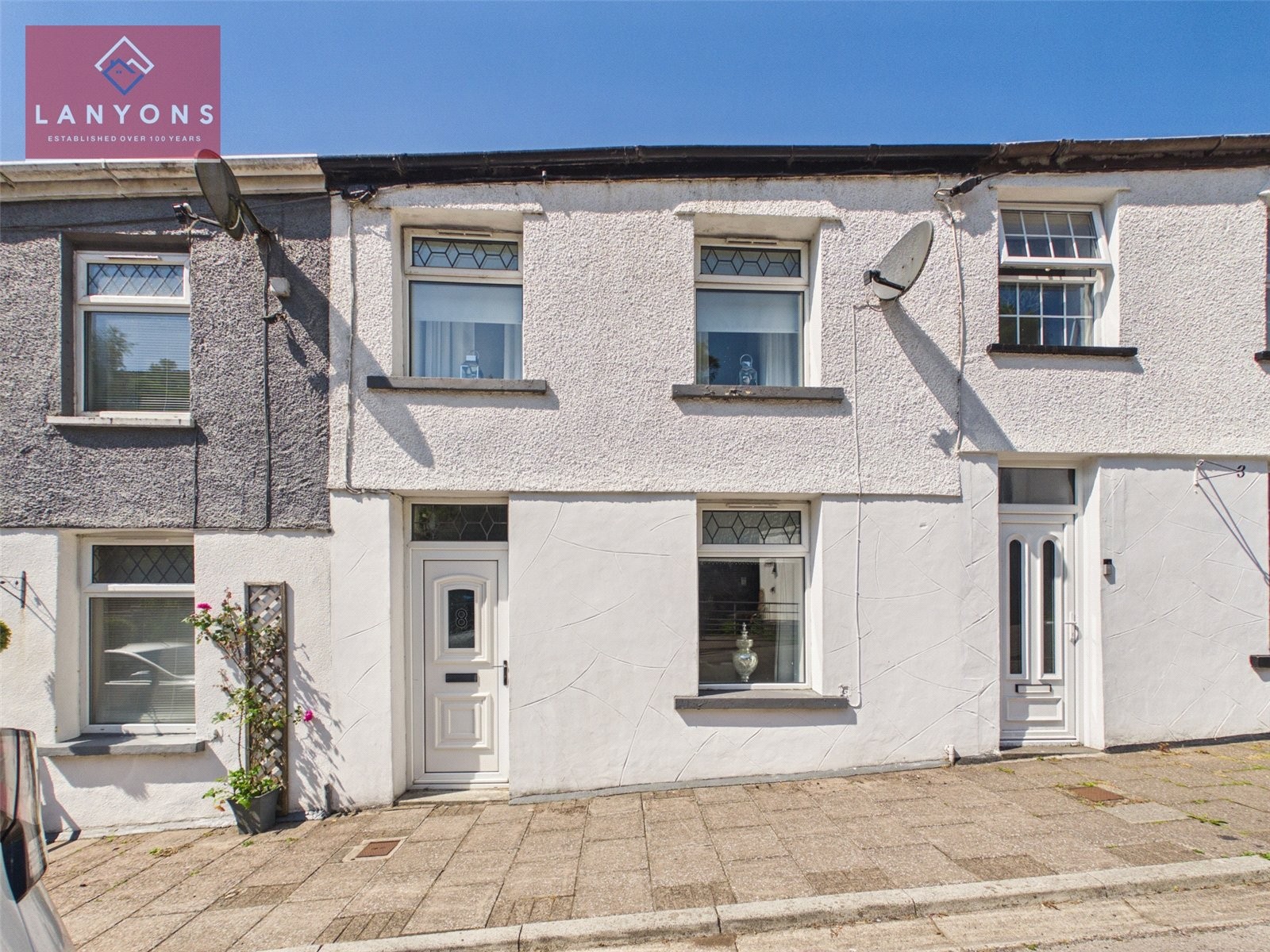 Sunnybank, Williamstown, Tonypandy image 1