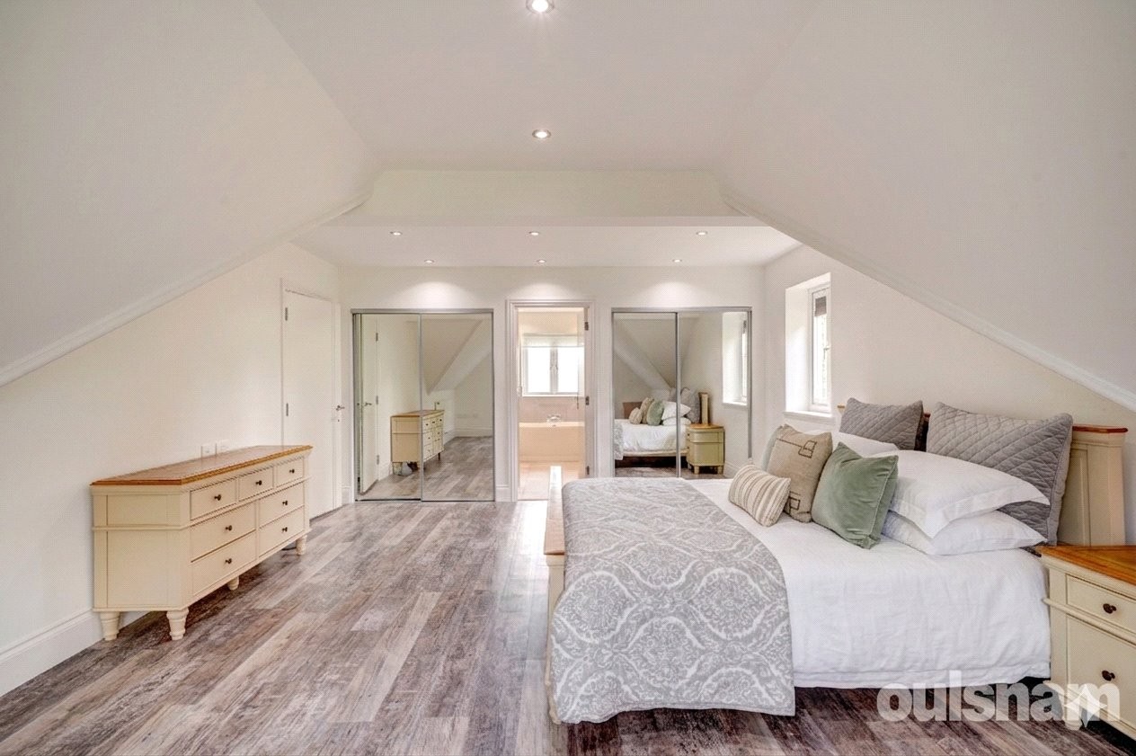 Twatling Road, Barnt Green, Birmingham image 37