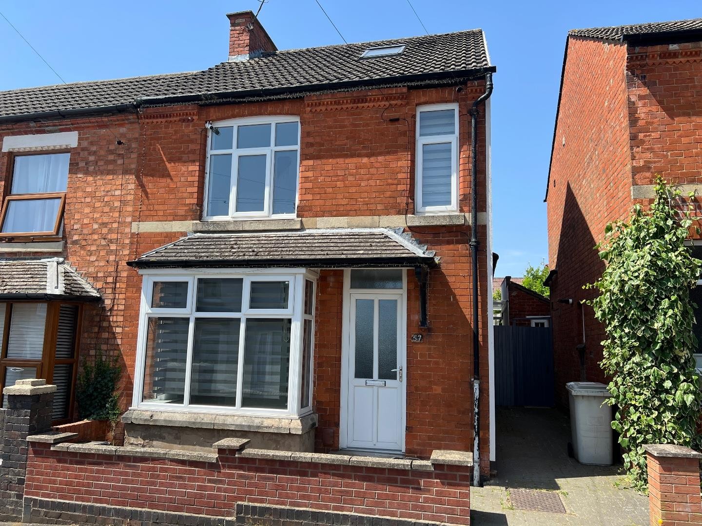 Stanley Street, Rothwell image 1