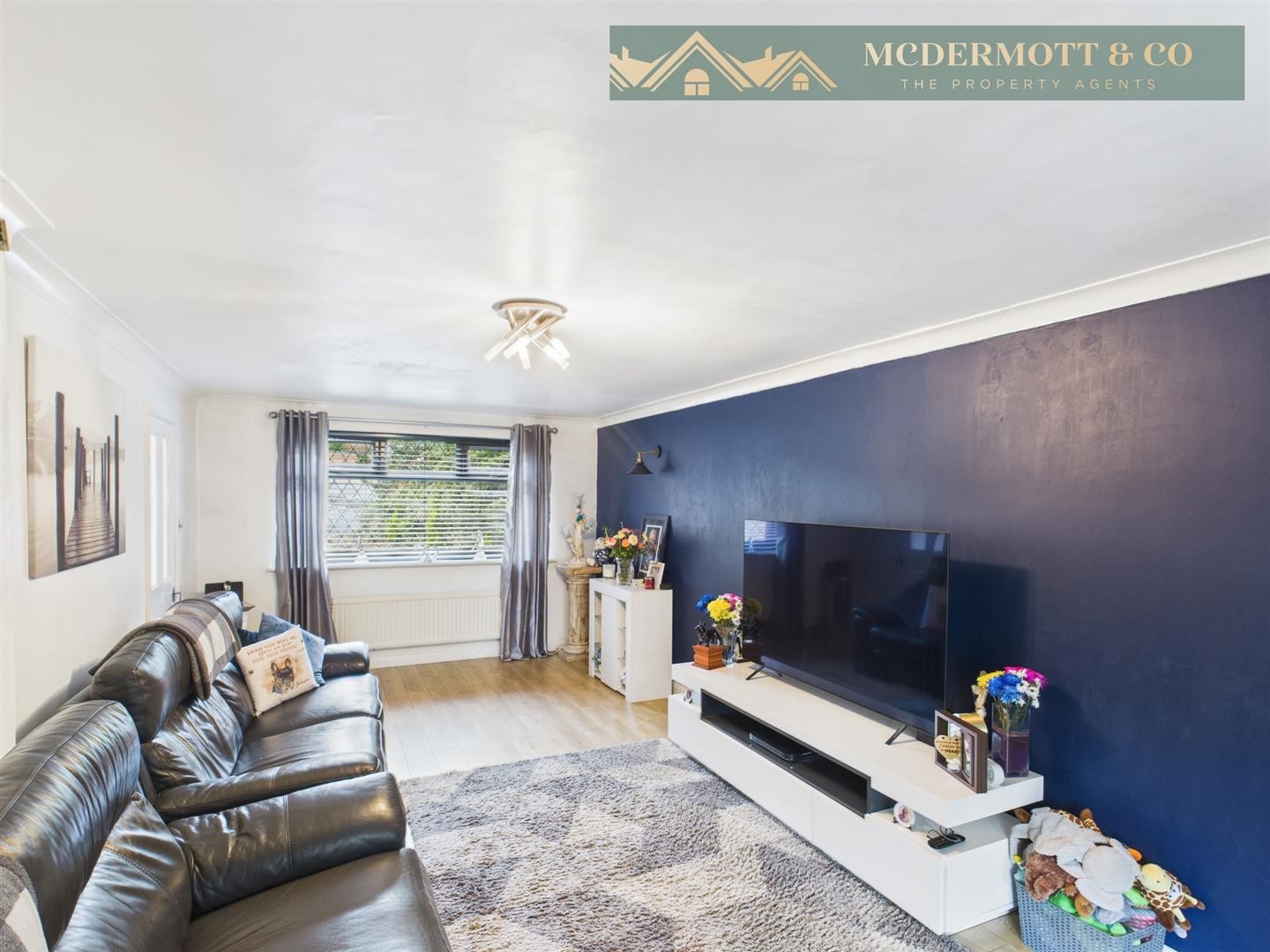 Lowcroft Crescent, Chadderton image 7