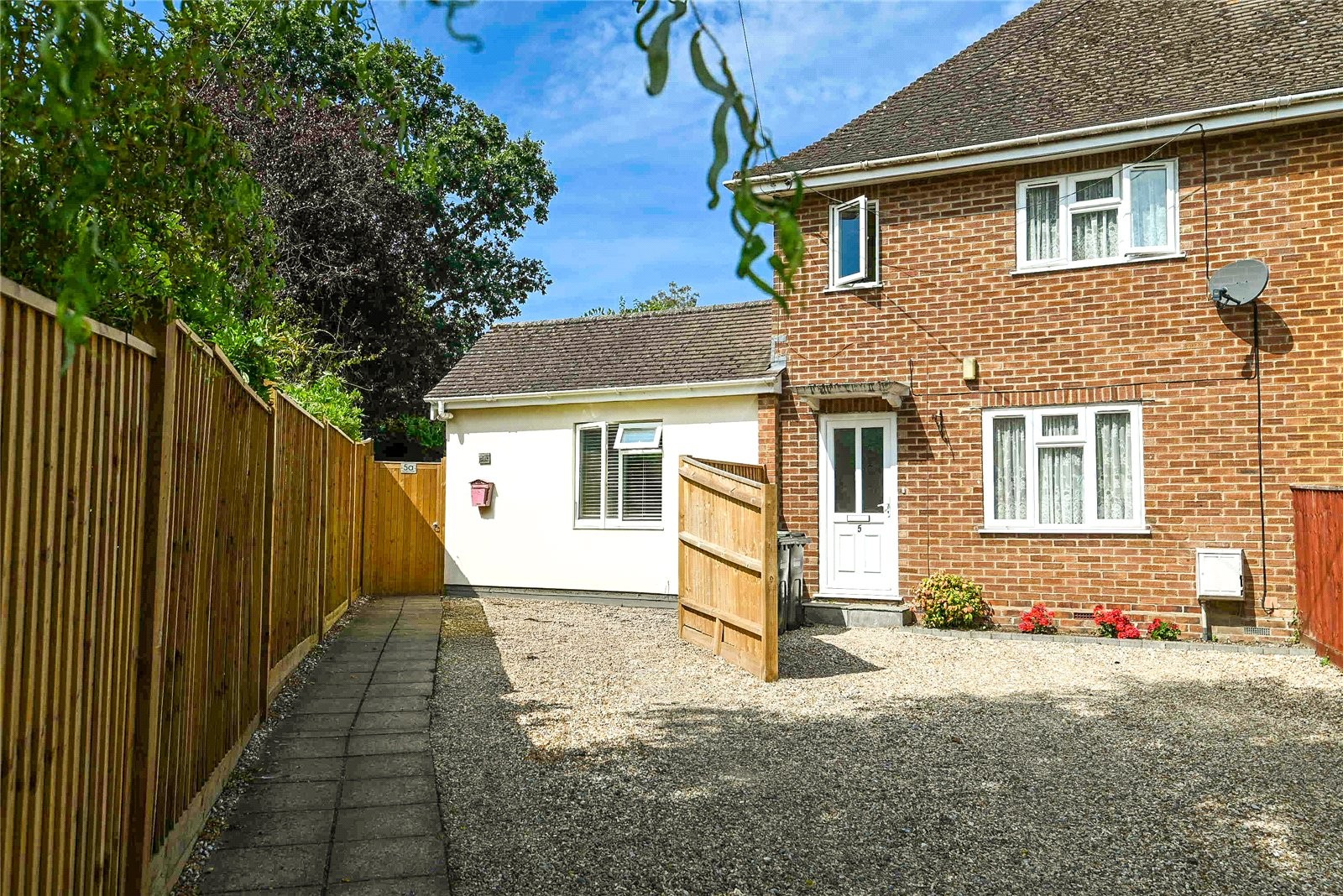 Highfield Close, Sway, Lymington image 1
