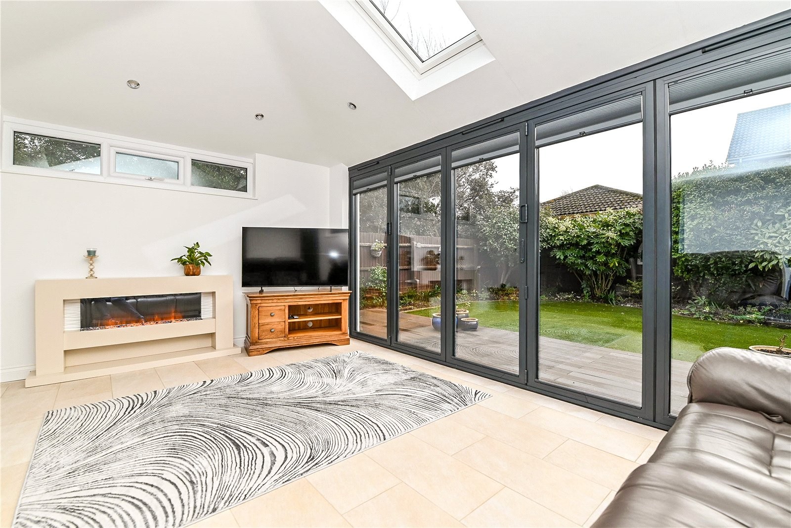 Barton Wood Road, Barton on Sea, New Milton image 6
