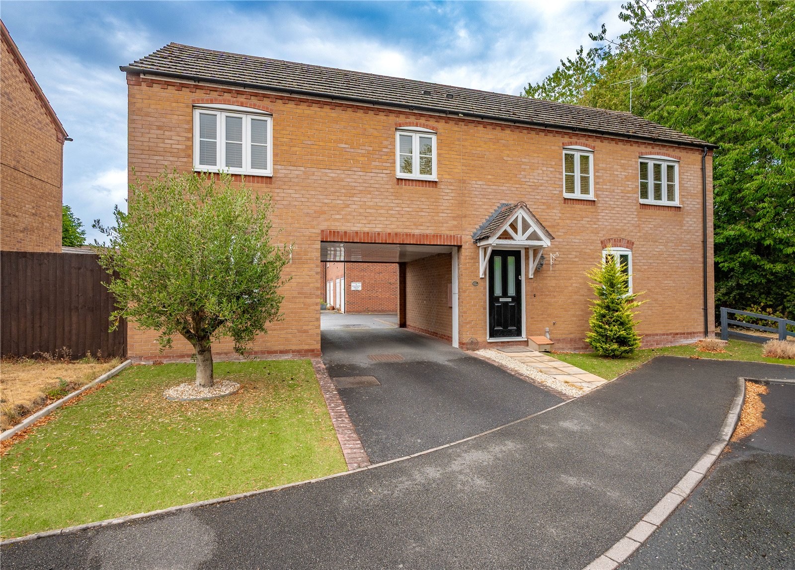 Iron Way, Bromsgrove, Worcestershire image 1