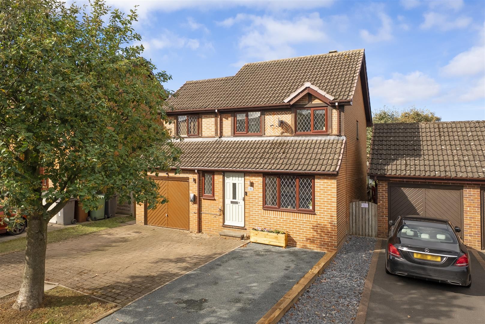 Fawkes Drive, Otley image 1