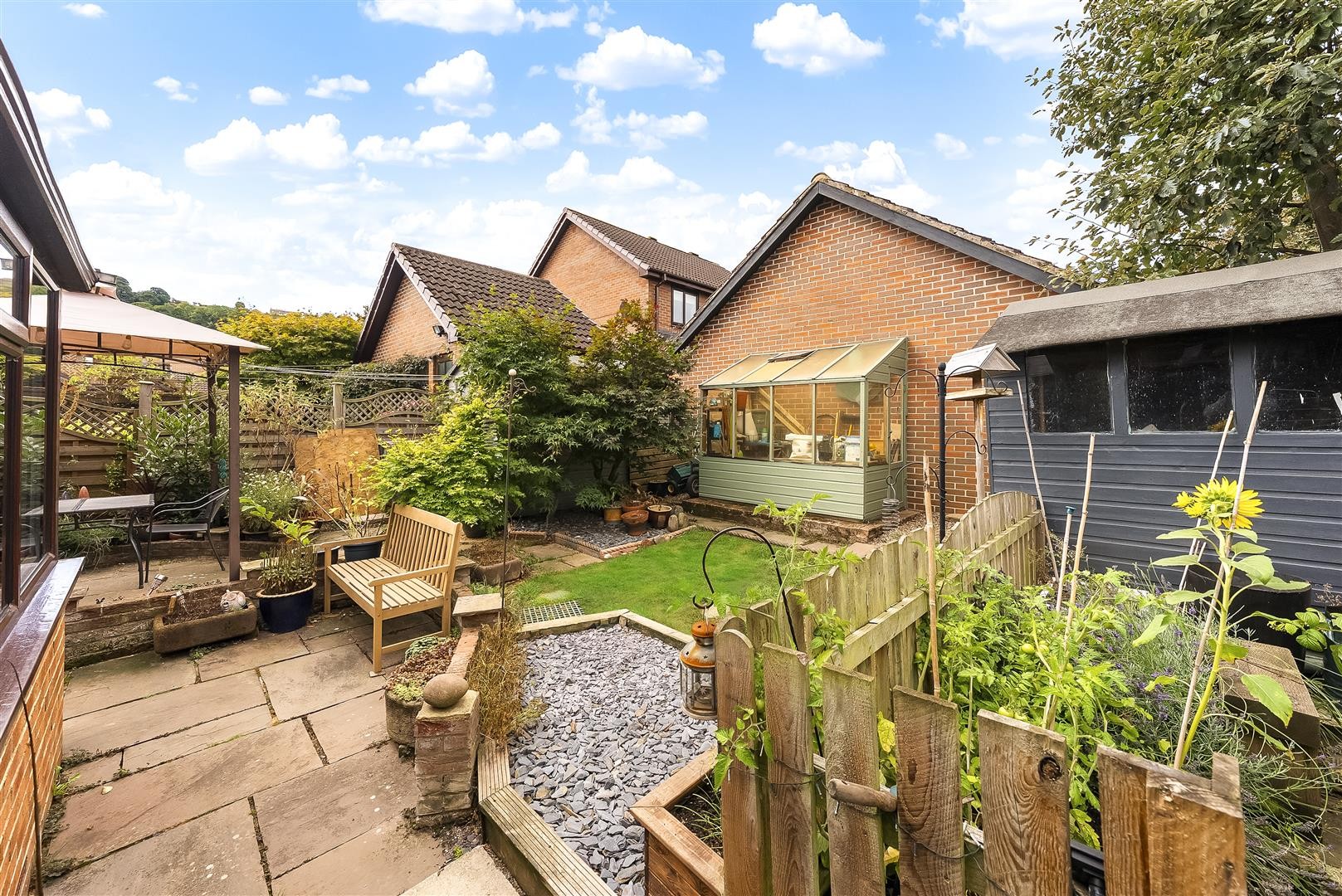 Fawkes Drive, Otley image 24