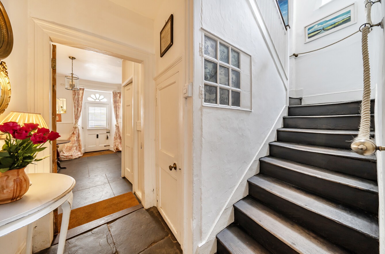 High Street, Dulverton, Somerset image 14