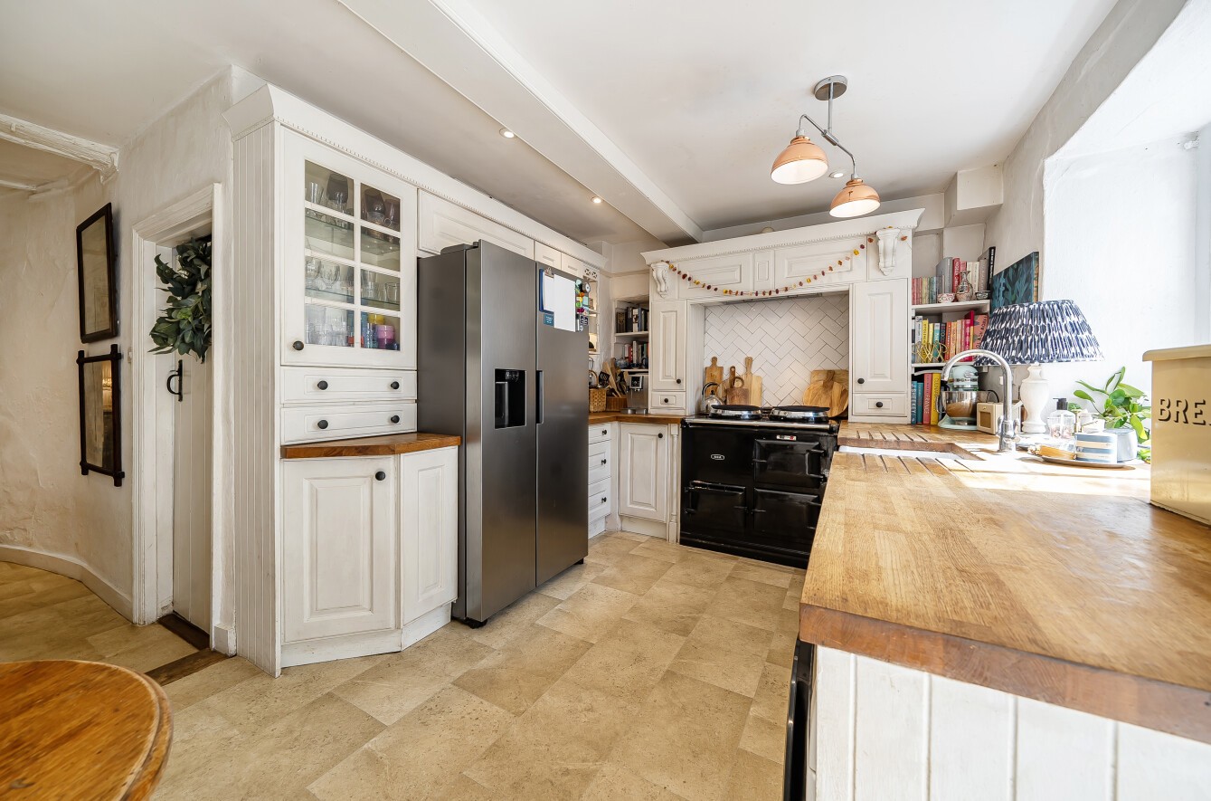 High Street, Dulverton, Somerset image 5