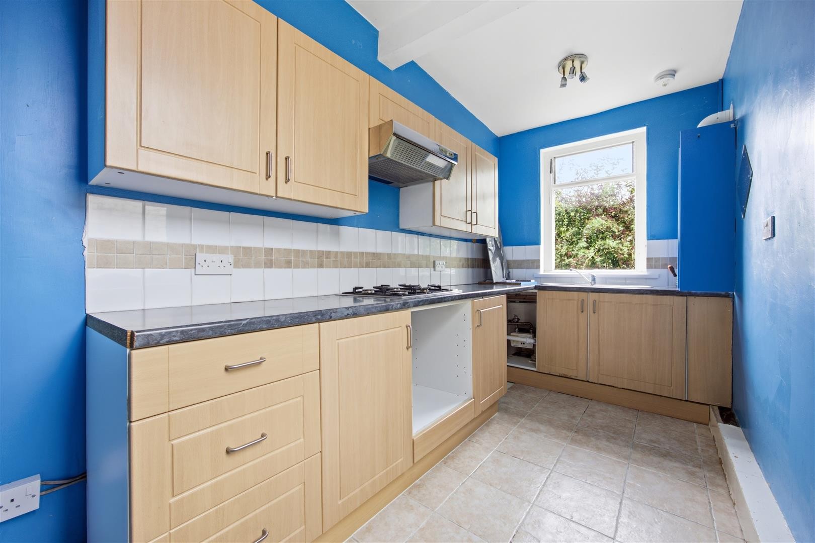 Old Duntiblae Road, Kirkintilloch, Glasgow image 9