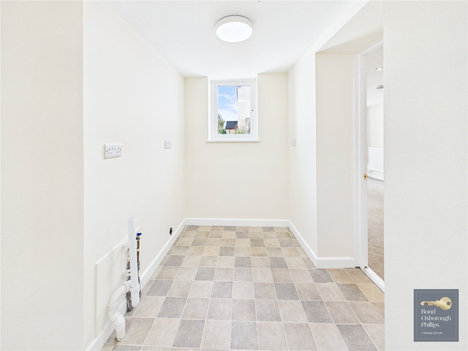 Cornmarket Street, Torrington, Devon image 6