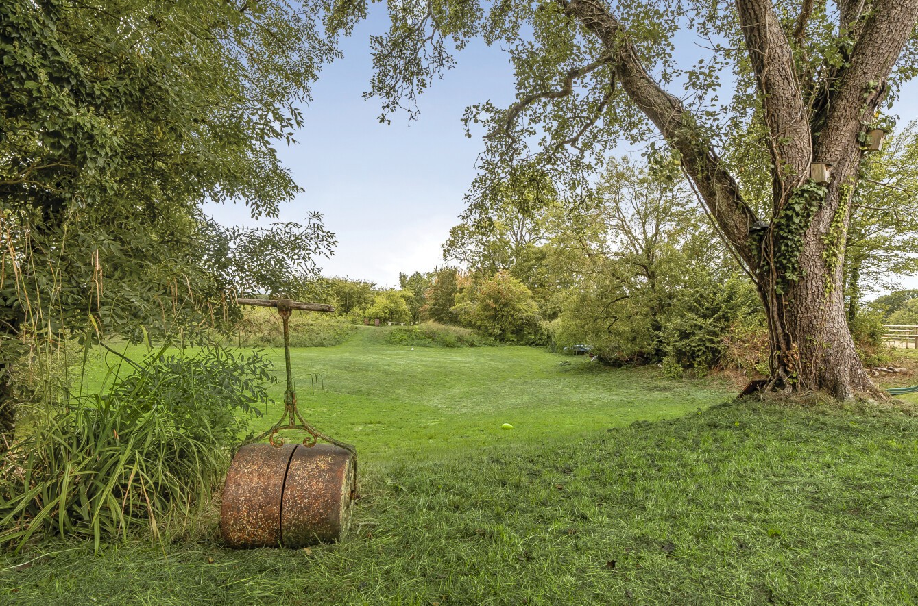 Culmstock, Cullompton, Devon image 21