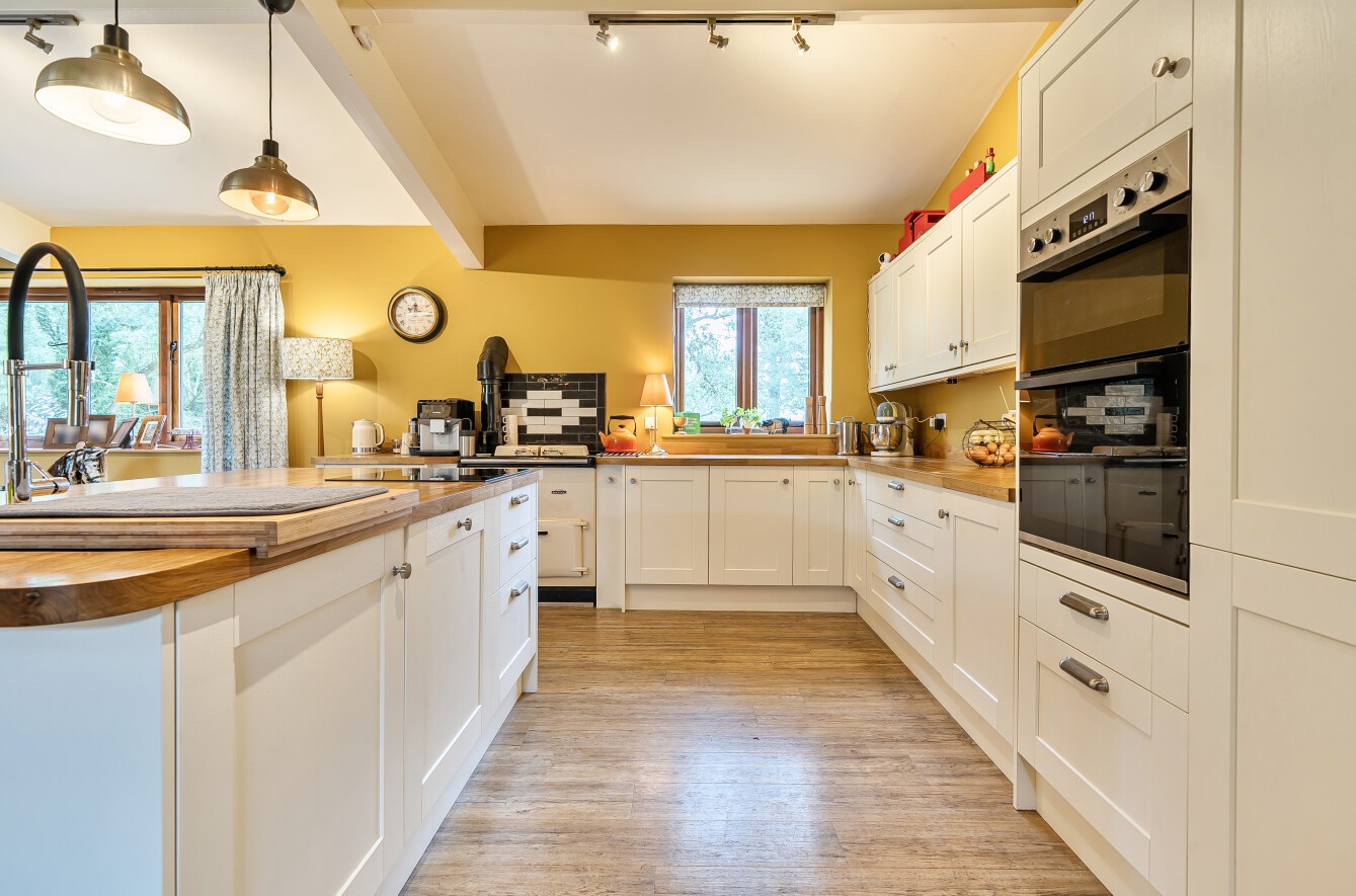 Culmstock, Cullompton, Devon image 6