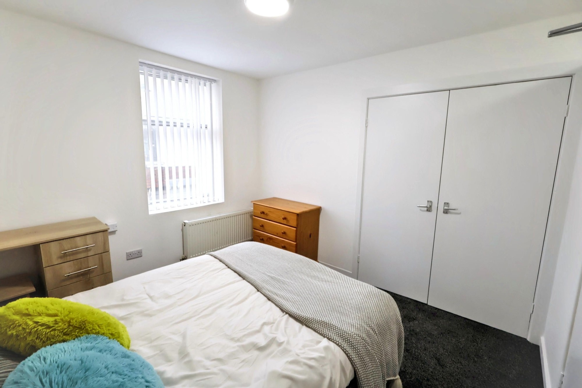 Room 6 image 4