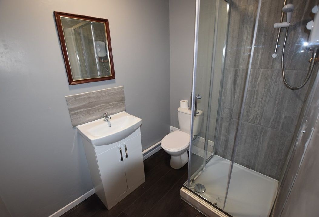 Room 1 image 2