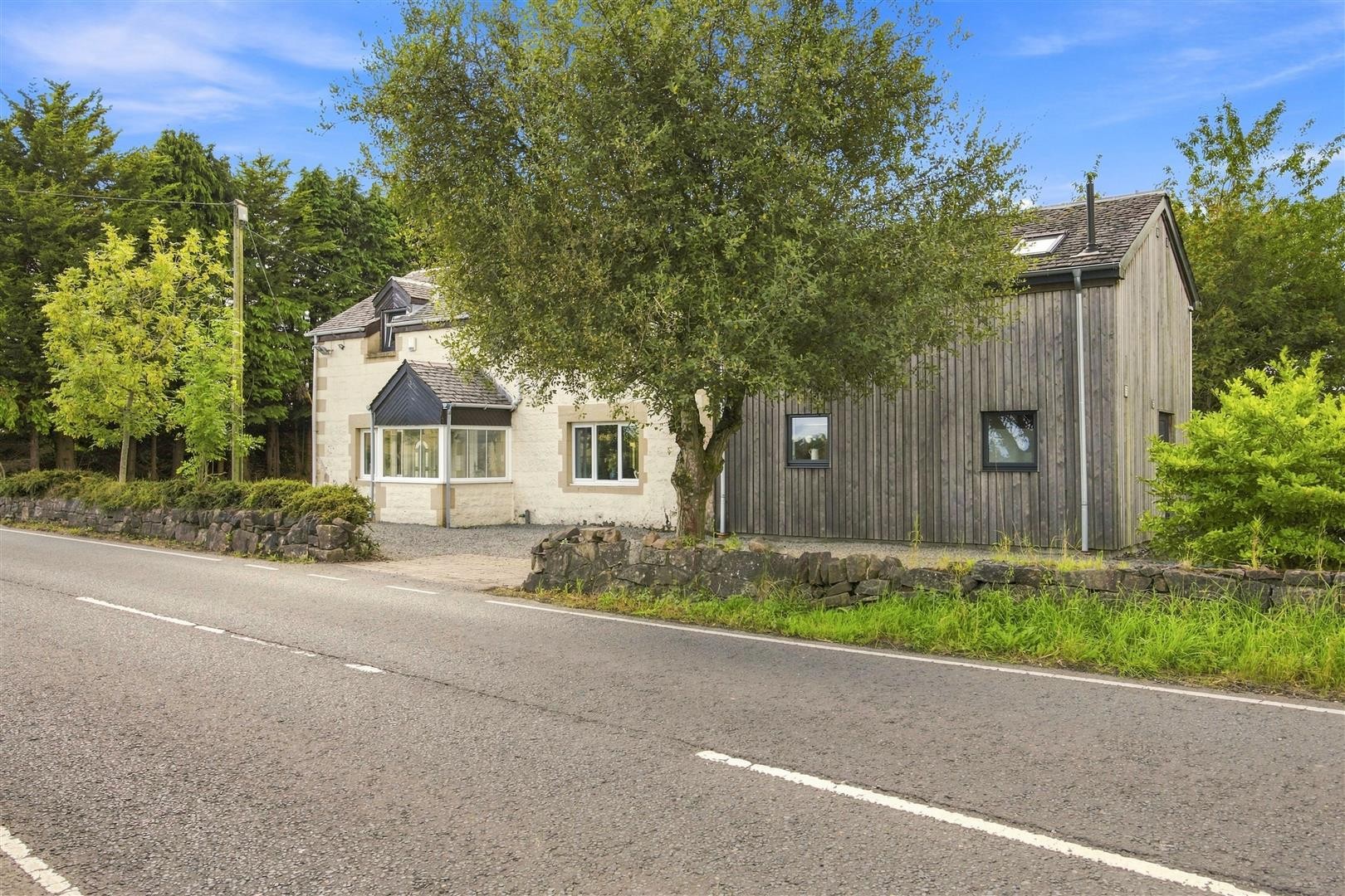 Loch Cottage  G66 5LA image 2