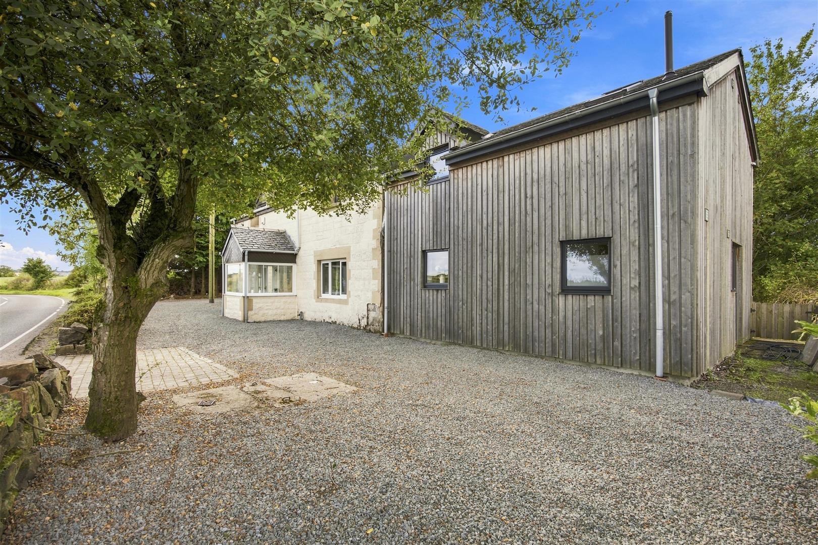 Loch Cottage  G66 5LA image 38